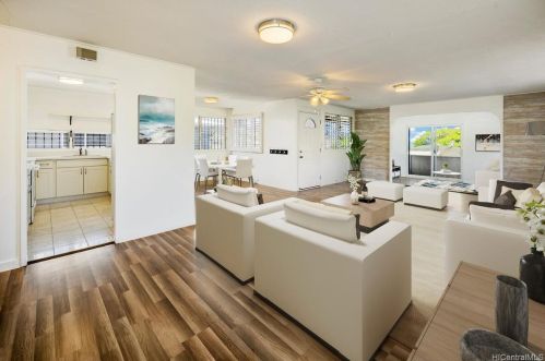 1014 15 Ave, Honolulu HI  96816-3722 exterior