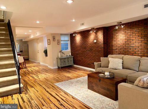 1923 Ellsworth St, Philadelphia PA  19146-2803 exterior