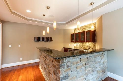 700 Glengate Pl, Atlanta GA  30328-7257 exterior
