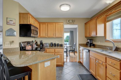 13600 58th Ave, Minneapolis, MN 55446-5606