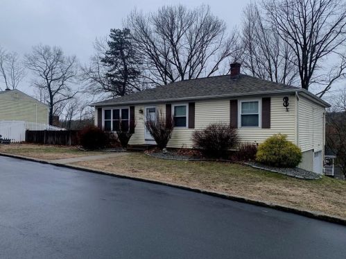 4 Clark St, Providence, RI 02911-1206