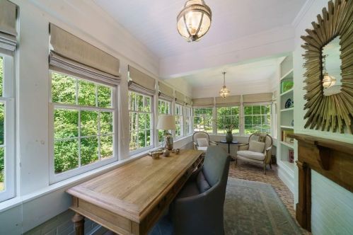 1574 Cave Rd, Atlanta GA  30327-3120 exterior