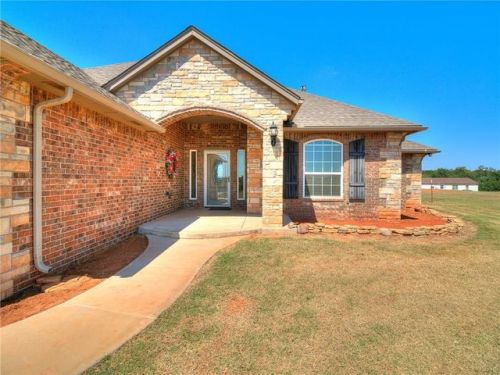195 Sleepy Hollow Rd, Blanchard, OK 73010-7200