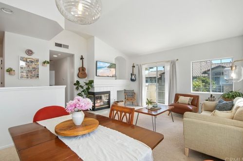 7908 Horizon Vw Dr, Anaheim CA  92808-1517 exterior