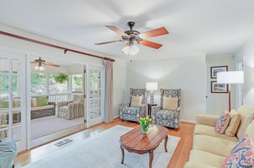4670 Huntley Dr, Atlanta GA  30342-2728 exterior