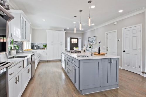 1898 Connemara Dr, Atlanta GA  30341-1565 exterior
