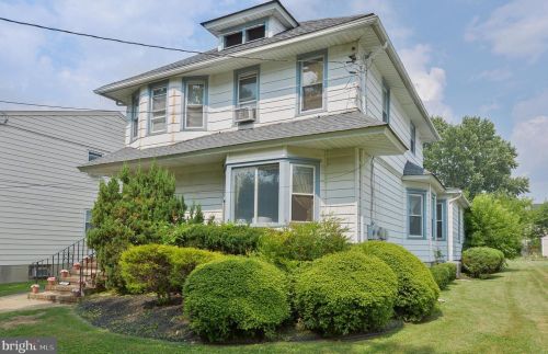305 Cattell Ave, Camden, NJ 08107-2312