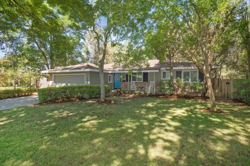 1429 Cornell Dr, Davis, CA 95616-3216