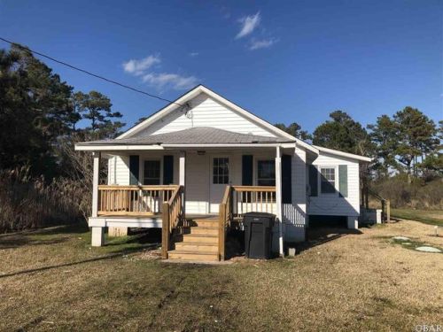 208 Bayview Dr, Stumpy Point, NC 27978-9662