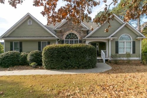 200 Sweetbriar Ln, Holly Springs, GA 30115-9163