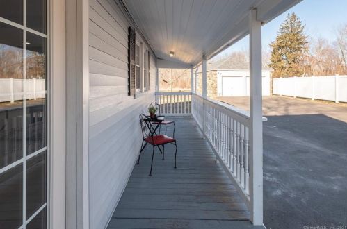 41 New Marker Rd, Wapping CT  06074-1863 exterior