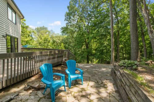 40 Peiffer Ave, Lemont IL  60439-3845 exterior