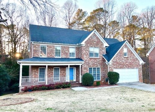 80 Cross Creek Dr, Lilburn, GA 30047-7054