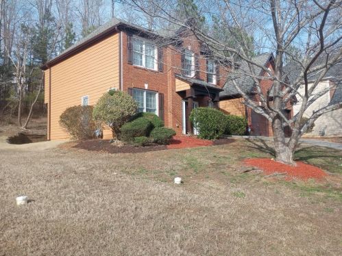 6814 Deer Trail Ln, Stone Mountain, GA 30087-5497