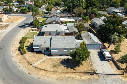 1220 Lombardy Dr, Modesto, CA 95351-2450