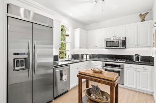 74 Bower Tree, Irvine CA  92603-0104 exterior