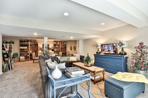 8905 Appleseed Dr, Cincinnati OH  45249-1781 exterior