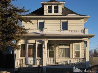 3820 Grand Ave, Duluth MN  55807-2840 exterior