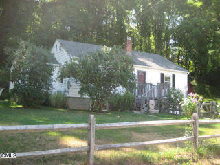 16 Gaylord Rd, Gaylordsville, CT 06755-1521
