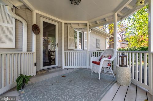 1211 Pinecrest Cir, Silver Spring MD exterior