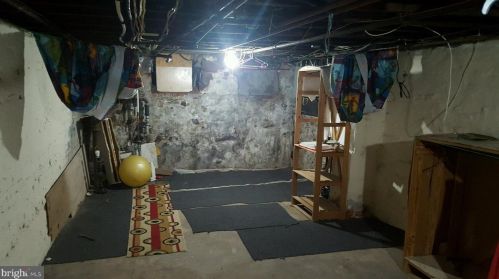 30 Woodland St, Trenton NJ 08610-6147 exterior