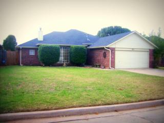921 Kirk Way, Mustang, OK 73064-2709