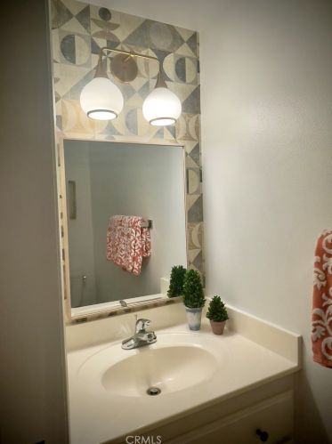 1461 Monterey Rd, Seal Beach CA  90740-5268 exterior