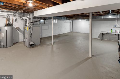 711 Greenman Rd, Tavistock NJ  08033-2719 exterior