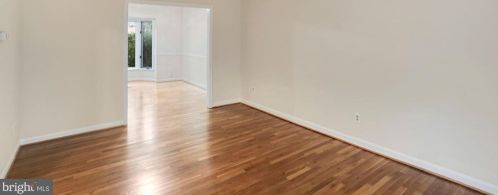8319 Forrester Blvd, Springfield VA  22152-1703 exterior