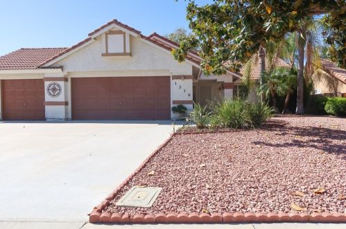1316 Beringer Dr, San Jacinto, CA 92583-5768