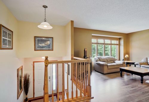 109 Sieben Crest Ln, Hastings, MN 55033-1642