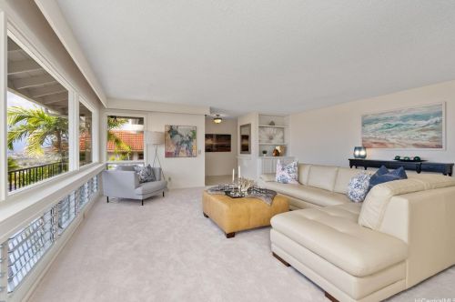 1434 Ihiloa Loop, Honolulu HI  96821-1347 exterior