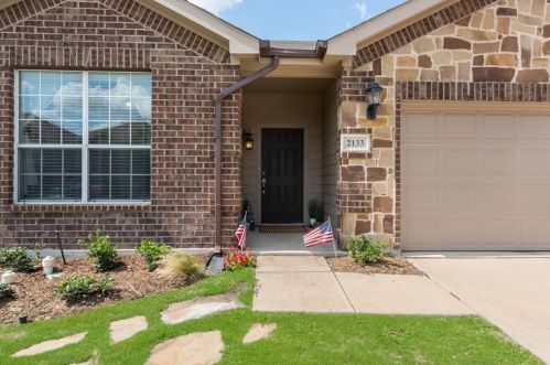 2133 Valley Forge Trl, Fort Worth, TX 76177-7383