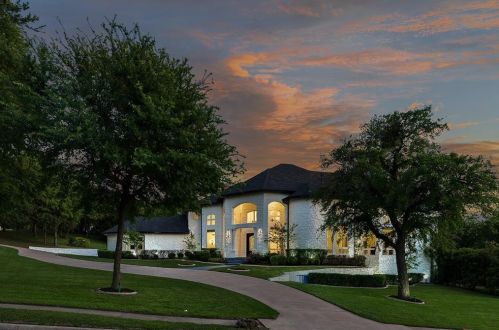 1335 Overlook Cir, Cedar Hill, TX 75104-4550