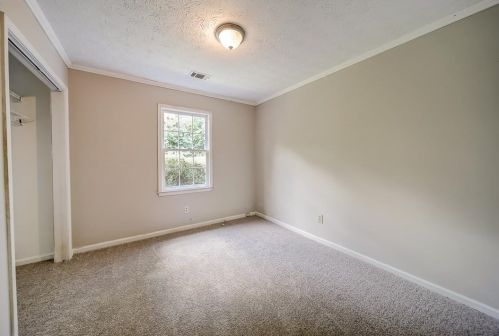 2205 Bear Mountain Dr, Conyers GA  30013-5724 exterior