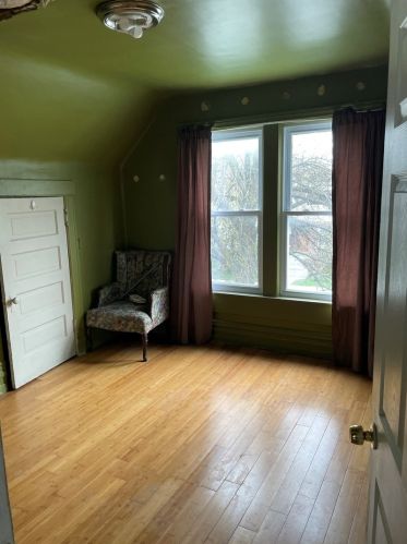 4518 Keystone Ave, Chicago, IL 60630-4412