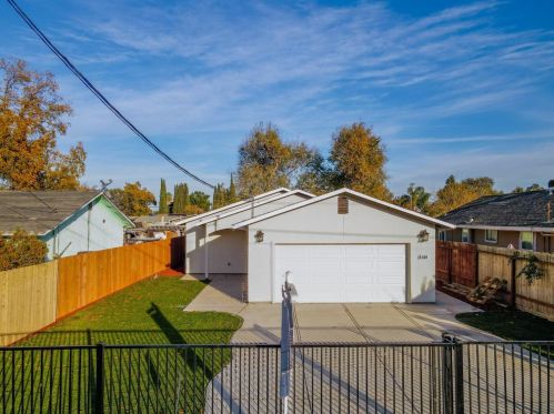 108 Olive Ave, Stockton, CA 95215-5122