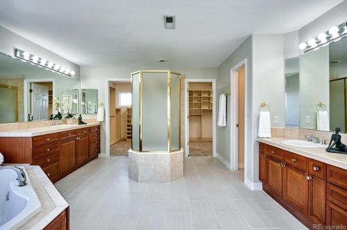 19328 Fair Dr, Aurora CO 80016-6175 exterior