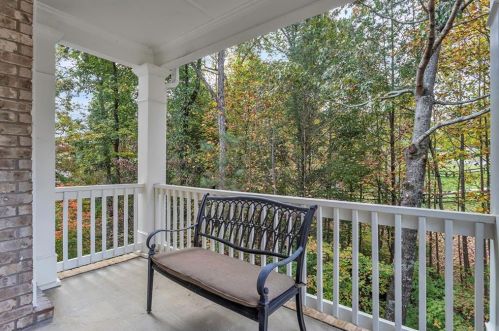 1033 Alexander Run Pass, Buford GA  30518-5560 exterior