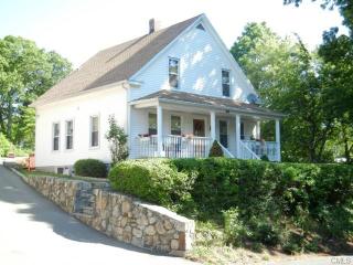 46 West Ave, Milford, CT 06461-2931