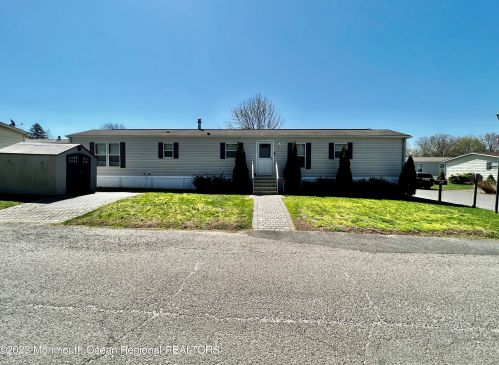 501 Lane F, Hazlet, NJ 07730-6012