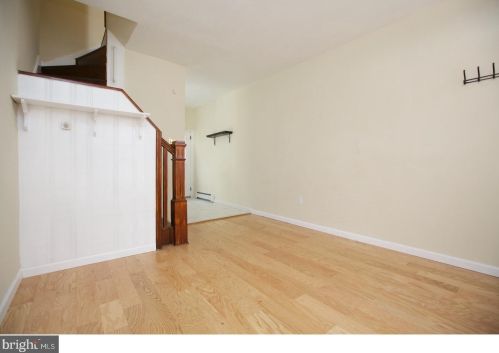 2416 Manning St, Philadelphia PA  19103-5524 exterior