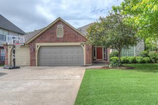 2828 102nd Pl, Tulsa, OK 74137-5653