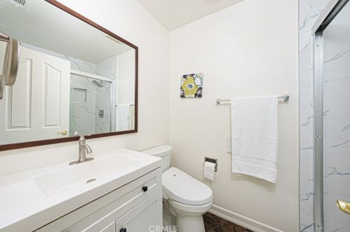 32 Trinity, Irvine CA  92612-3271 exterior