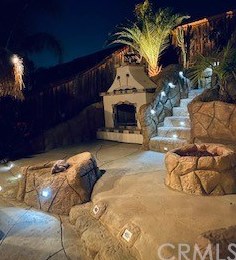 12722 Royal Palm Ln, Riverside CA  92503-7077 exterior