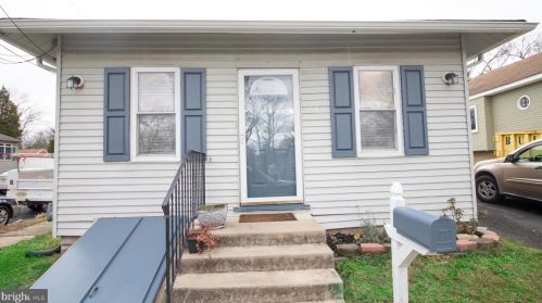 224 Evergreen Ave, Somerdale, NJ 08083-1506