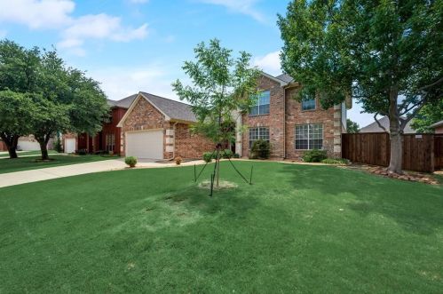 1209 Wildflower Ln, Lewisville, TX 75028-3828