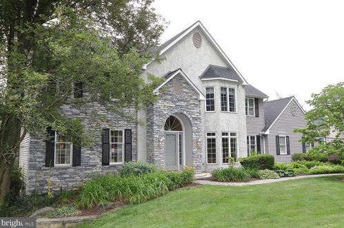 2516 Nolt Rd, Lancaster, PA 17601-1904
