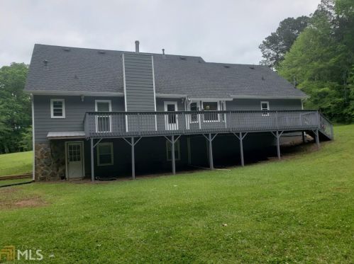 125 Bent Arrow Dr, Stockbridge, GA 30281-4864