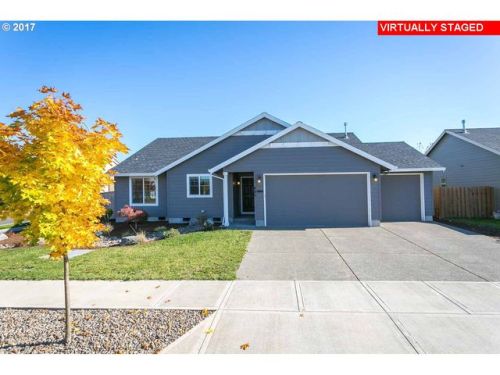 480 Paradise St, Woodburn, OR 97071-4492